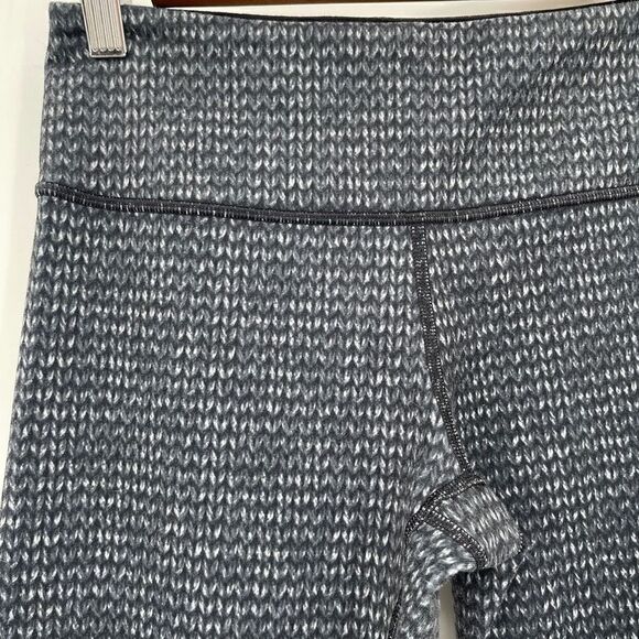 Lululemon Black Wunder Under Knit Pattern High-Rise Skinny Leggings Size 6 - Picture 2 of 5